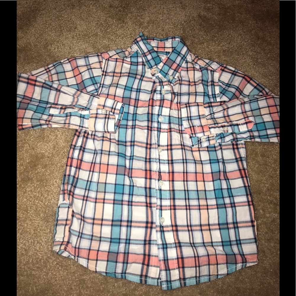 Crown and Ivy Button Up Shirt!!